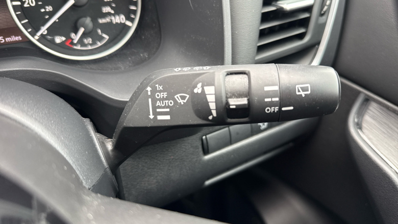 Nissan Qashqai 1.3 DiG-T MH Acenta Premium 5dr Petrol Hatchback